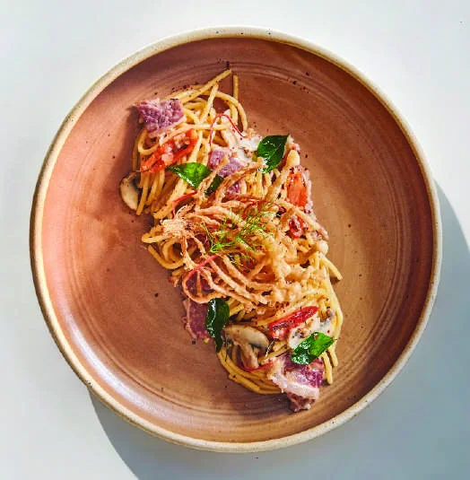 Spaghetti Aglio e’Olio · Beef Bacon